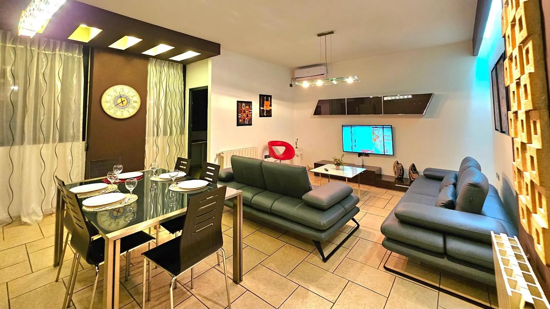Center Apartment Easy_Luxury تيرانا ألبانيا